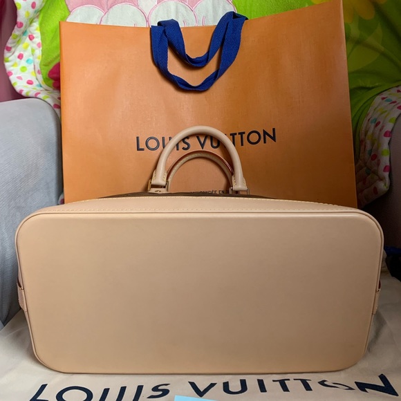 Authentic Louis Vuitton Alma PM - Picture 2 of 13